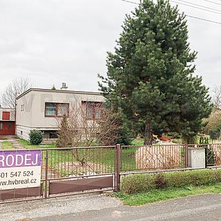 Prodej rodinného domu 190 m&sup2; Žabeň