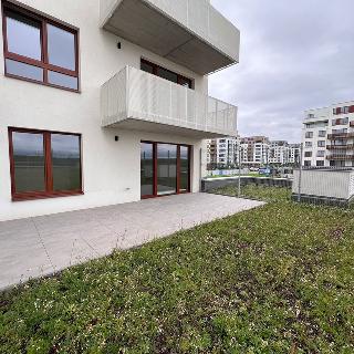 Prodej bytu 4+kk 151 m² Praha, 