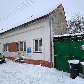 Prodej rodinného domu 90 m&sup2; Zlonice