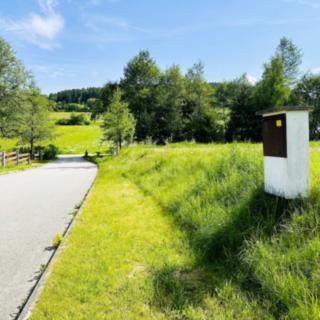 Prodej stavební parcely 800 m² Malenice