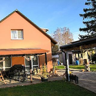 Prodej rodinného domu 95 m² Čelákovice, 