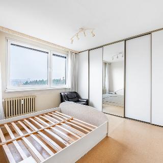 Prodej bytu 3+1 77 m² Praha, 