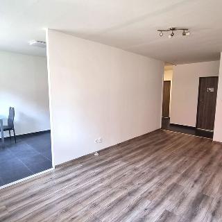 Prodej bytu 3+1 69 m² Slaný, 