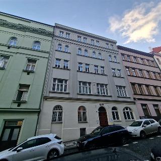 Pronájem skladu 12 m² Praha, 