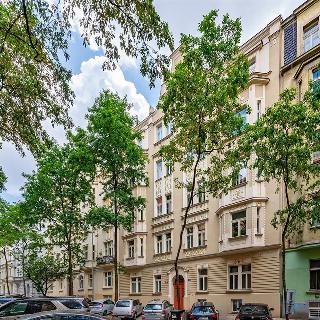 Prodej bytu 2+kk 53 m² Praha, 