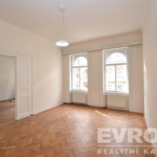 Pronájem bytu 2+1 93 m² Praha Nové Město, Myslíkova