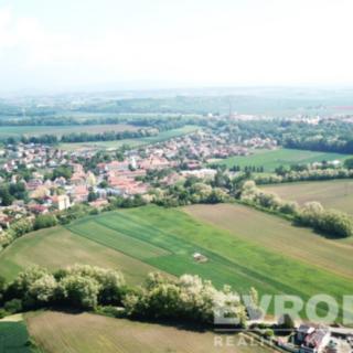 Prodej stavební parcely 30111 m² Brozany nad Ohří
