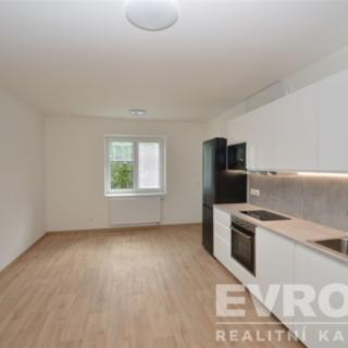Pronájem bytu 2+kk 48 m² Nová Paka, P. Bezruče
