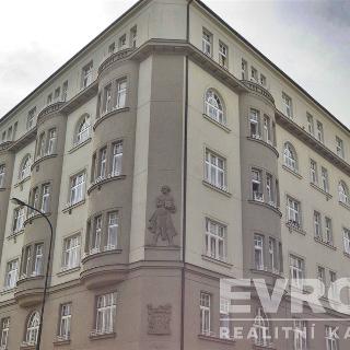 Prodej bytu 2+kk 51 m² Praha