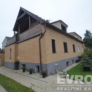 Prodej činžovního domu 225 m² Praha, Kobyliská