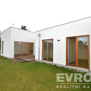 Pronájem rodinného domu 83 m² Praha, Výravská