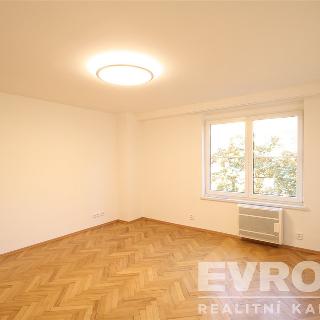 Pronájem bytu 2+kk 39 m² Praha, Biskupcova