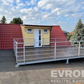 Pronájem bytu 2+kk 38 m² Praha