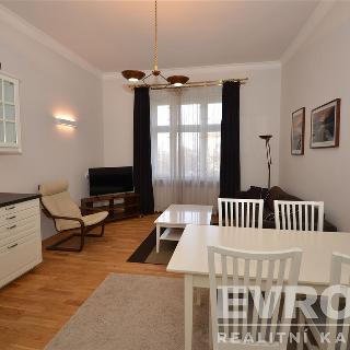 Pronájem bytu 2+kk 48 m² Praha