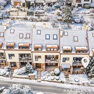 Prodej rodinného domu 235 m&sup2; Praha