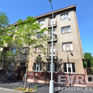 Prodej bytu 3+1 83 m² Praha, Jeseniova