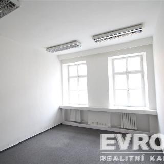 Pronájem kanceláře 21 m² Praha, Domažlická