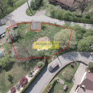 Prodej stavební parcely 607 m² Zlín, U Tvrze