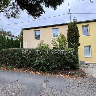 Pronájem rodinného domu 71 m&sup2; Zlín