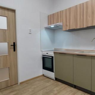 Pronájem bytu 3+1 65 m² Valašské Meziříčí, Mostní