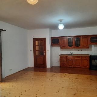 Pronájem bytu 2+kk 68 m² Klatovy, Vančurova