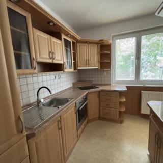 Pronájem bytu 3+1 77 m² Strážov