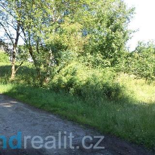 Prodej stavební parcely 855 m² Drahotín