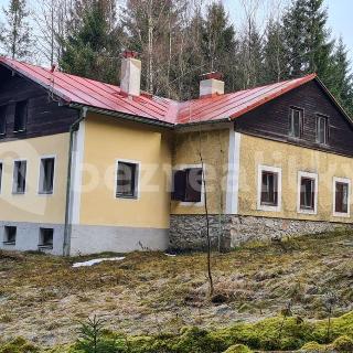 Prodej rodinného domu 251 m² Loučovice, 