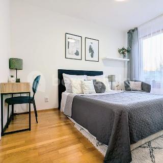 Prodej bytu 2+kk 55 m² Praha, Varhulíkové