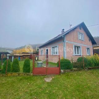 Prodej rodinného domu 139 m² Šindelová, 