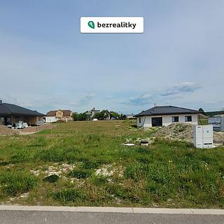 Prodej stavební parcely 1570 m&sup2; Rohenice