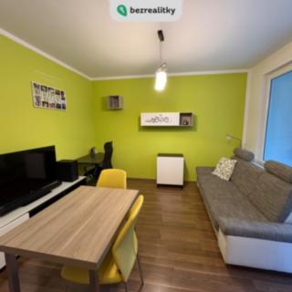 Prodej bytu 2+kk 43 m² Praha Hloubětín, Nademlejnská
