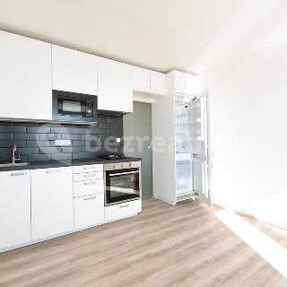 Prodej bytu 2+kk 39 m² Praha, V Štíhlách