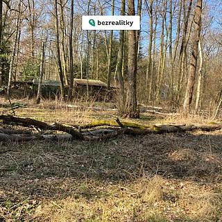 Prodej stavební parcely 3660 m&sup2; Hradištko