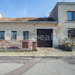 Prodej rodinného domu 705 m² Znojmo