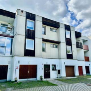 Prodej bytu 3+1 74 m² Chlumec, Skřivánčí
