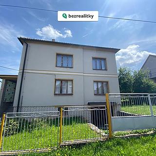 Prodej bytu 3+1 70 m² Krušovice