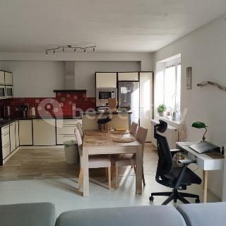 Prodej bytu 2+kk 72 m² Jedovnice, Na Kopci