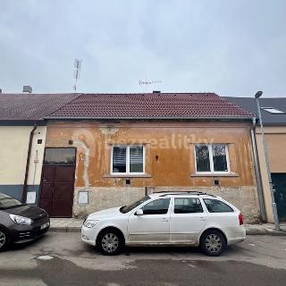 Prodej rodinného domu 79 m² Kladno, Rašínova