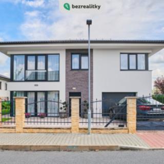 Prodej rodinného domu 320 m² Jesenice, Jeřabinová