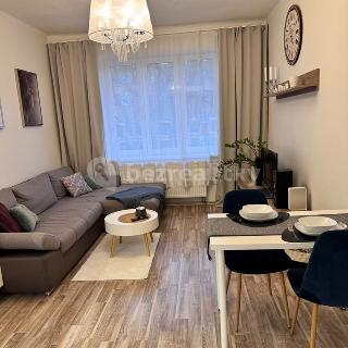 Prodej bytu 2+kk 43 m² Praha