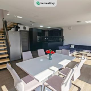 Prodej bytu 5+1 a více 288 m² Česká, 