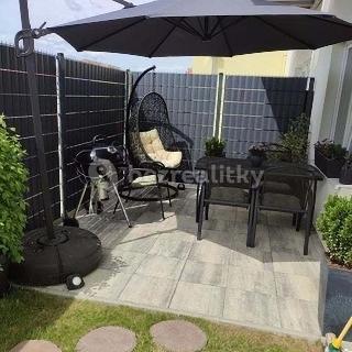 Prodej bytu 2+kk 52 m² Chýně, 