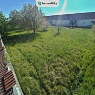 Prodej stavební parcely 1026 m² Ouběnice