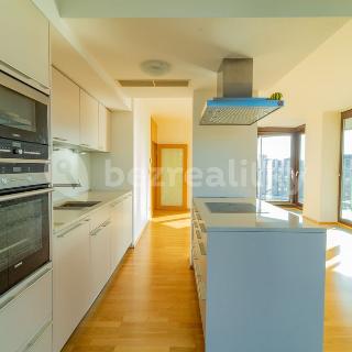 Prodej bytu 3+kk 91 m² Praha