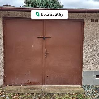Prodej garáže 21 m&sup2; Náchod