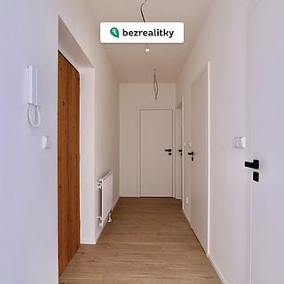 Prodej bytu 3+1 109 m&sup2; Praha