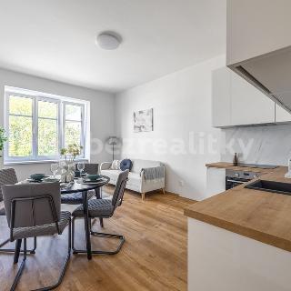 Prodej bytu 3+kk 68 m² Slaný, Stehlíkova