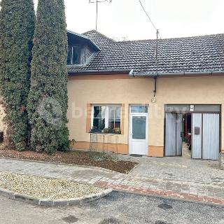 Prodej rodinného domu 423 m² Uherské Hradiště, Na Svárově