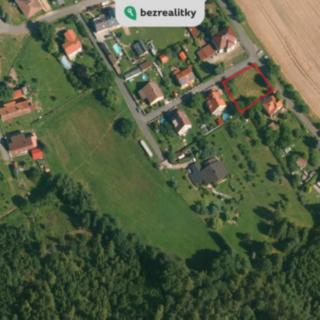 Prodej stavební parcely 800 m² Podluhy, 